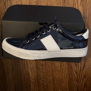 Women’s size 7 Vintage Havana